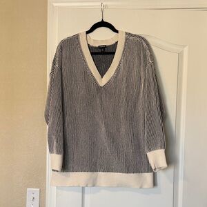 torrid Black & Cream Striped chenille V-Neck Sweater size 0